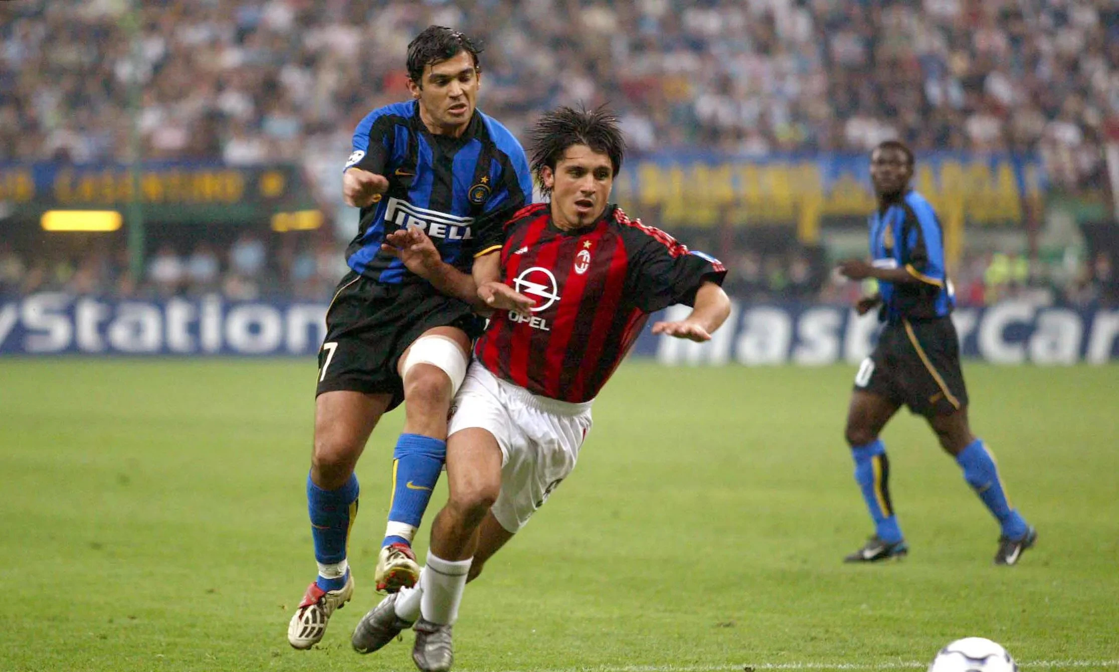 关于AC米兰再战拜仁，再次遭遇无缘半决赛的信息