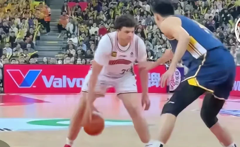 关于CBA历史性一幕！球队完成逆转，晋级下一轮的信息