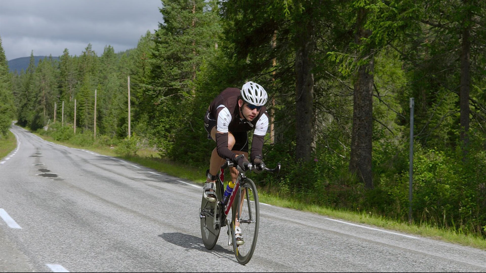 罗德里,节奏的魔法师—从曼城到国家队,如何以一人之力定义比赛脉搏